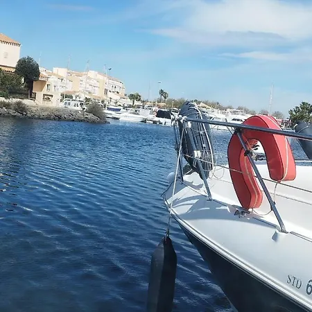 Bateau Lola * Agde