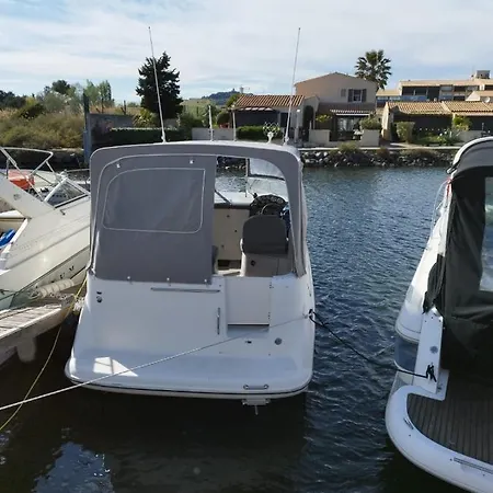 Hotel en barco Bateau Lola Agde