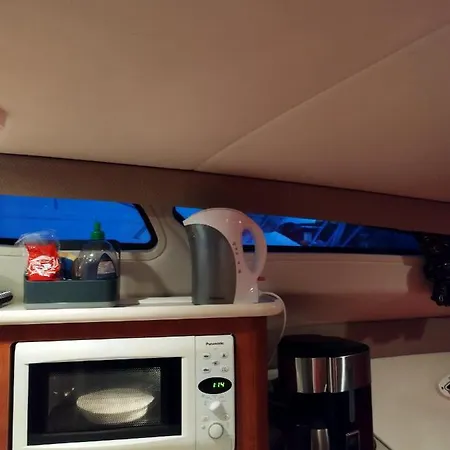 Bateau Lola Hotel en barco Agde